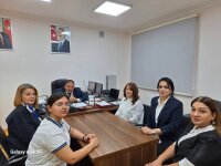 Uğurun zirvəsində bir şagird, arxasında isə böyük bir kollektiv dayanır