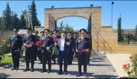 Ağsu polisi Şəhidlər xiyabanını ziyarət etdi – Vətən uğrunda canından keçən qəhrəmanların əziz xatirəsi dərin ehtiramla anıldı - VİDEO